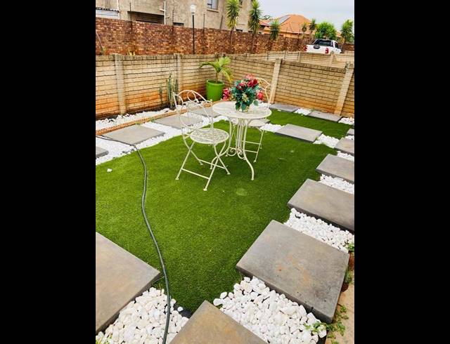 3 BEDROOM TOWNHOUSE FOR SALE IN THE ORCHARDS